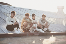 NFlying Lonely group photo