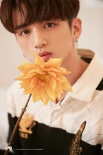 YG Treasure Box (15)