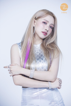 KPOPアイドル Soyoka Yoshida - Wikipedia