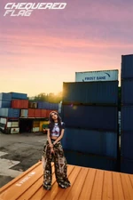 Dami Chequered Flag concept photo 36.png (843 KB) "Chequered Flag" (36)