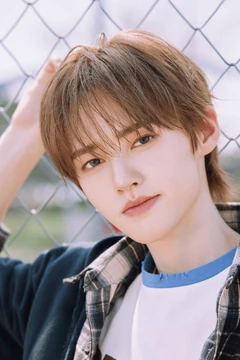Junseong (YUHZ) | Kpop Wiki | Fandom