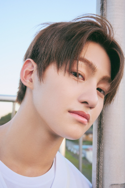 Park Jihoon - Sudsapda Magazine August 2022 Issue (Digital