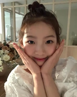 Pretty Brown Siyoon Christmas 2022 Oh Siyoon | Kpop Wiki | Fandom