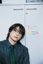 2025 Season's Greetings <TXT Bank> (1)