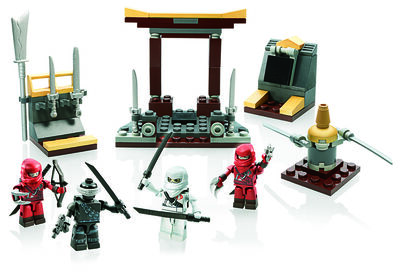 KRE-O-G.I.-JOE-NINJA-TEMPLE-BATTLE-A3362.jpg