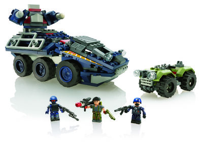 KRE-O-G.I.-JOE-COBRA-ARMORED-ASSAULT-A3364.jpg