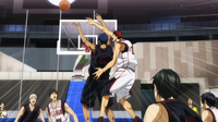 Kagami blocks Aomine (anime)