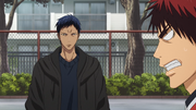 Aomine greets Kagami