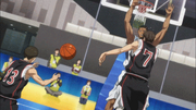 Kiyoshi passes to Fukuda