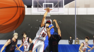 Kagami blocks Aomine's Formless shot