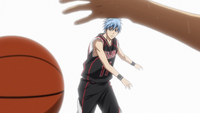 Kuroko's pass is intercepted