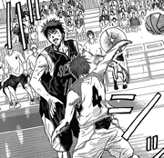 Akashi steals the ball from Kagami