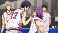 Himuro hits Murasakibara