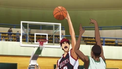 Kagami blocks Papa Mbaye Siki, a player who is 10 cm taller than him