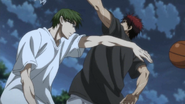 Kagami is blocked by Midorima