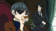 103 Ciel drinks tea