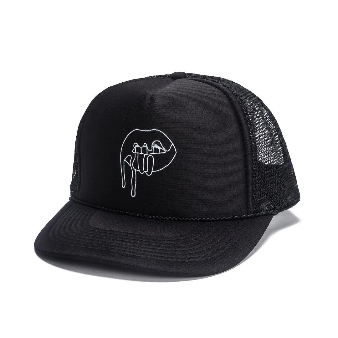 Tシャツ(長袖/七分) The Kylie Shop The Kylie Jenner Shop - Kylie Cosmetics Merchandise
