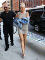 Kylie-Jenner--Leaving-her-hotel-in-NYC--18-662x869