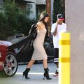 Kylie-Jenner--Arriving-at-Nobu-Restaurant--06-662x660