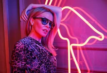 Kylie Minogue Eyewear (2017-18) Specsavers