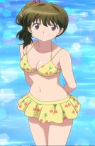 Sakura en traje de baño