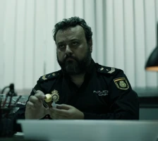 Romero Policier au commissariat de Canillas