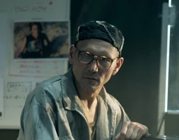 Nikolaï Dimitrievich Employé à la casse automobile