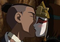 L2 E12 Suki Sokka bacio