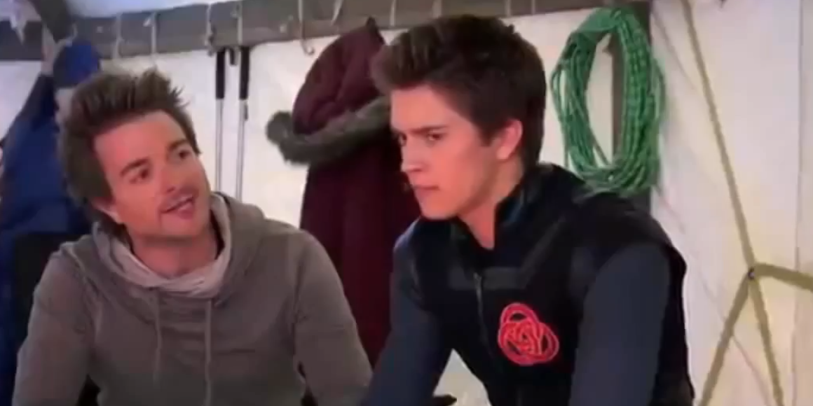 As the Lab Rats return from a mission, Chase feels like the odd man out... 