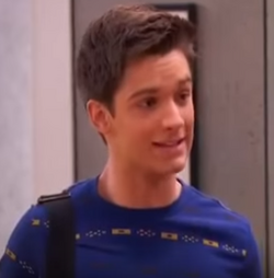 Owen, Disney XD's Lab Rats Wiki