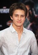 Billy Unger 033