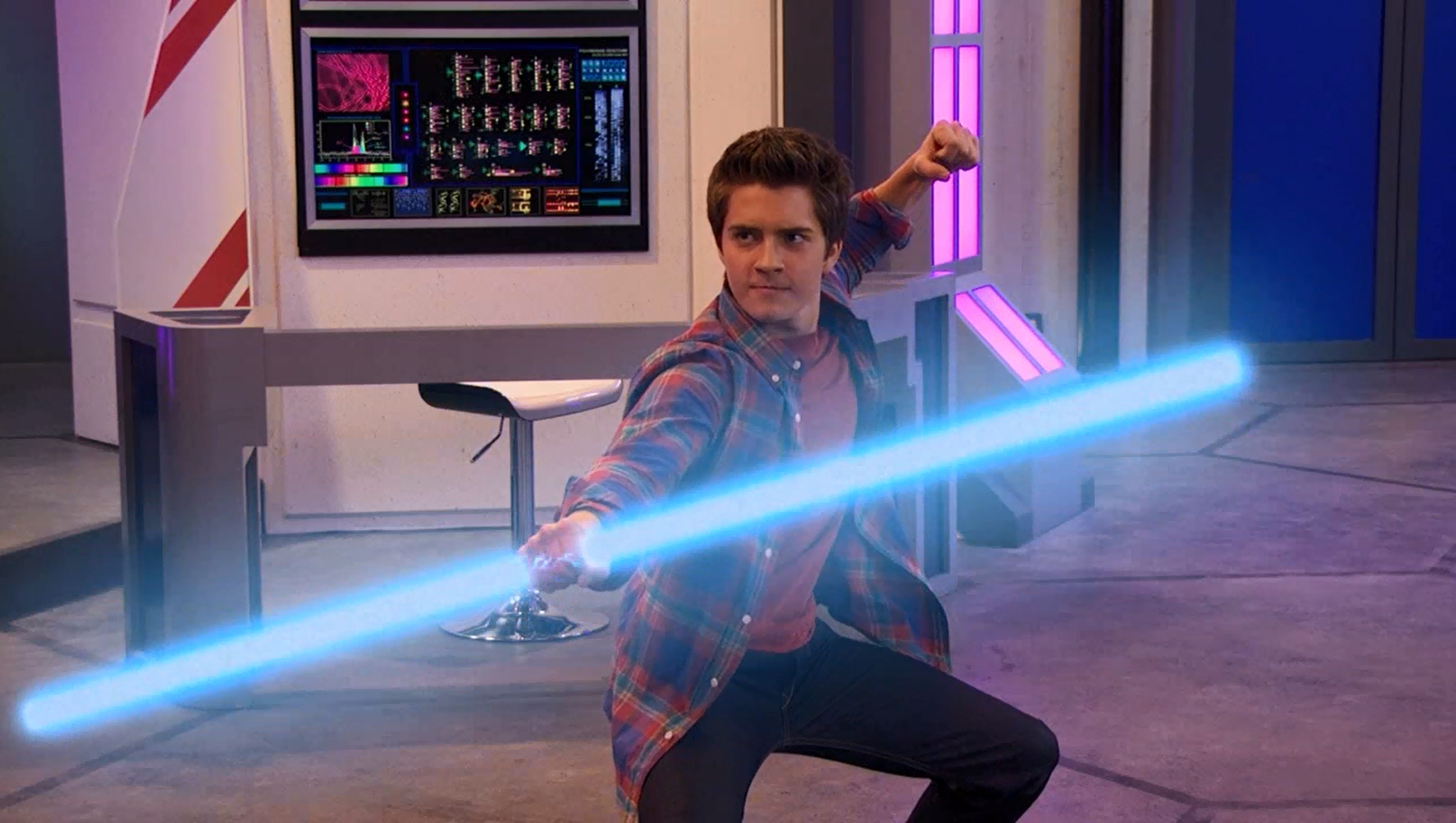 Owen, Disney XD's Lab Rats Wiki