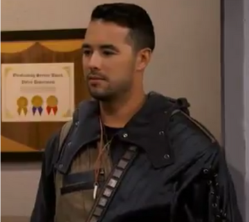 Andre Ethier Guest Stars on Disney's Lab Rats