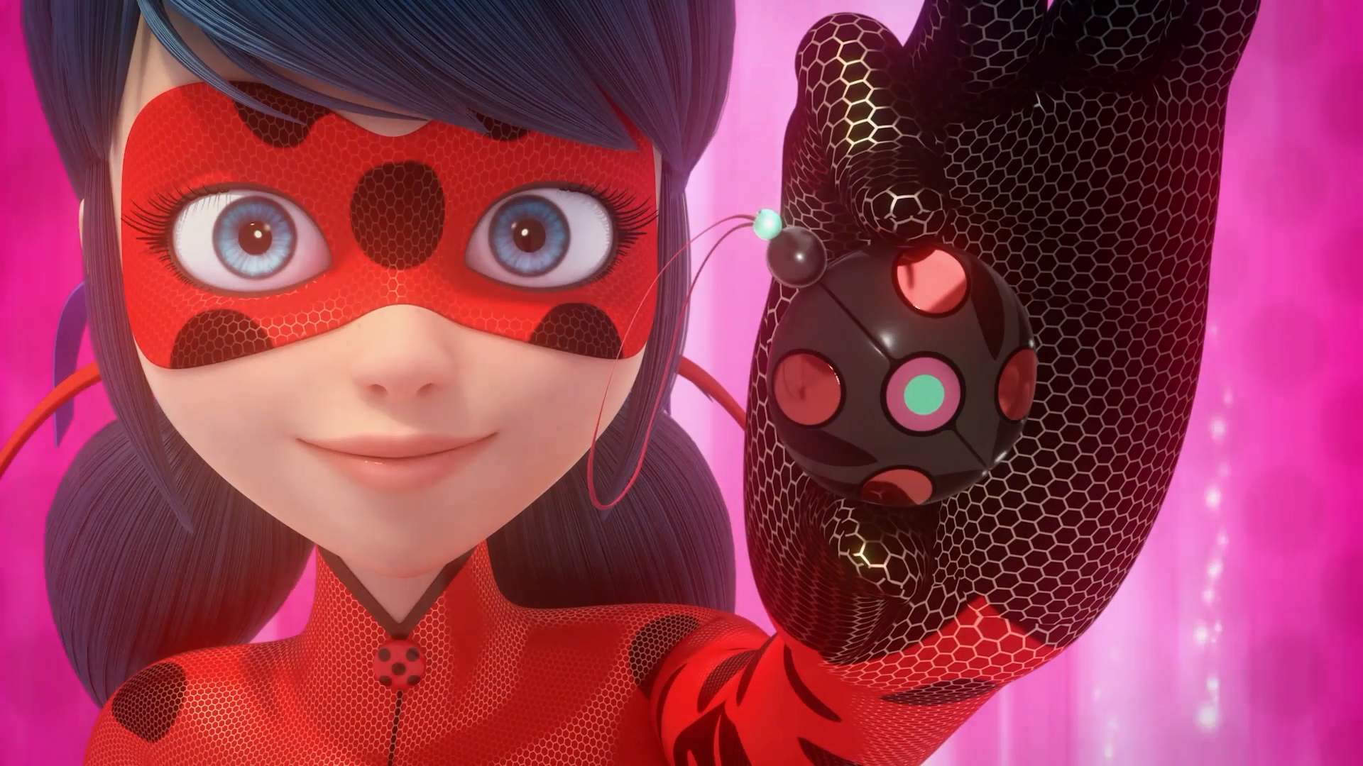 Miraculous Ladybug Brush and Red Necklace