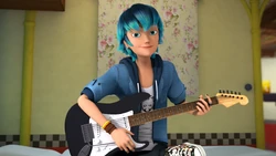 Click here to view the image gallery for Luka's guitar.