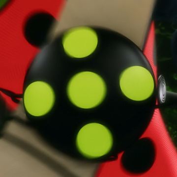 Miraculous ladybug earrings and yoyo hotsell