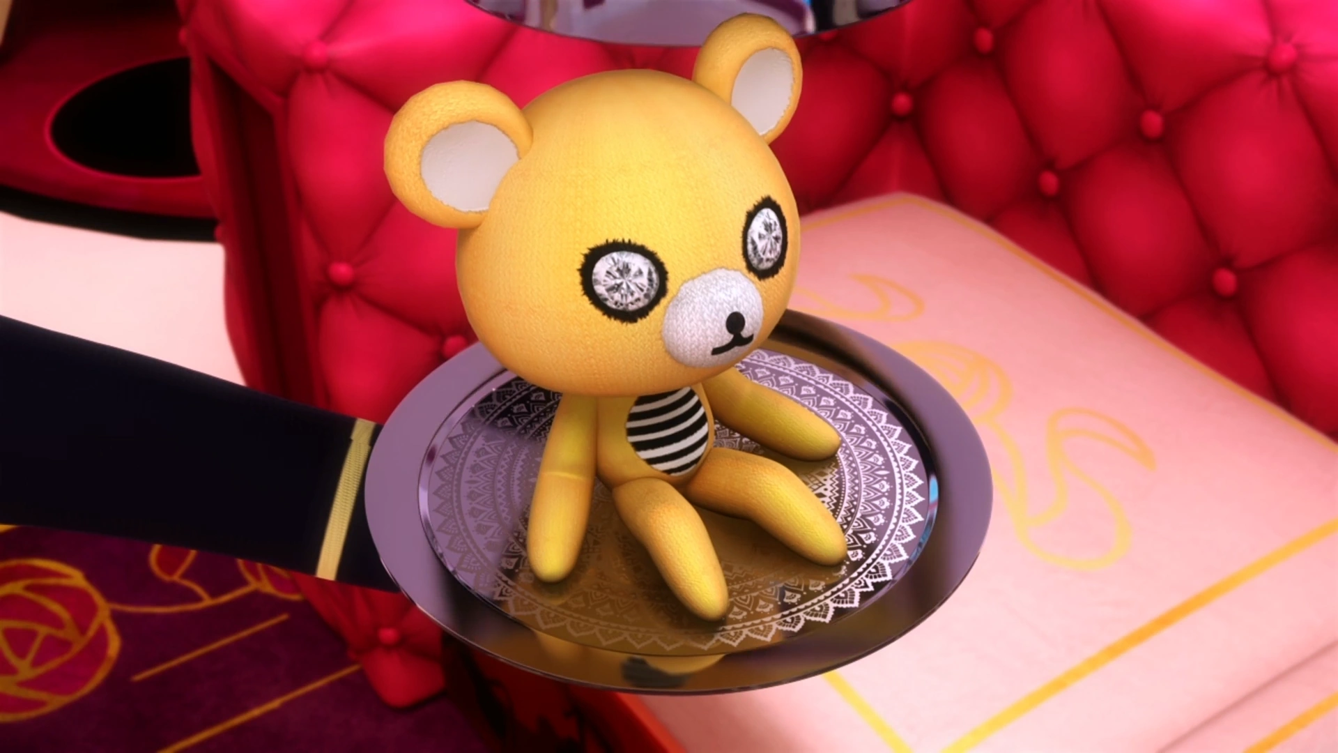 гневный мишка леди баг. танец маринет и адриана. гневный мишка из леди баг. дворецкий жан леди баг. маринетт и эдриан танцуют.