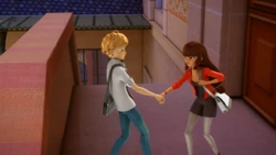 Click here to view the image gallery for Lila's bags.