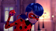 Ladybug Saves Christmas (16)