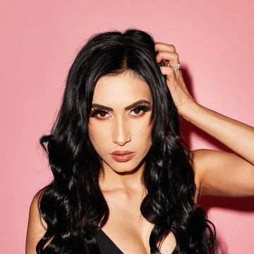 Cristina Vee Miraculous Ladybug Wiki Fandom Tales of ladybug and cat noir is set in paris, where a villain named hawk moth (voiced by do ladybug and cat noir make a good team in miraculous? cristina vee miraculous ladybug wiki