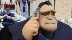 Click here to view the image gallery for Placide's cellphone.