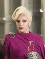 ‘The Countess’ wavy dot platinum-blonde hairstyle