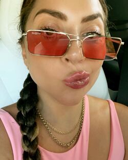 Vogue glasses on sale wiki