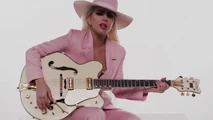 Lady Gaga - John Wayne Music video 002.jpg (403 КБ) "John Wayne" (2017)
