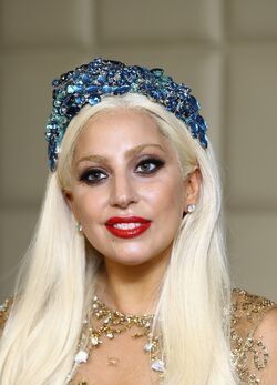 希少✨Swarovski Fever Ring LADY GAGA Swarovski lady gaga ring unbelievably rare anyone know where