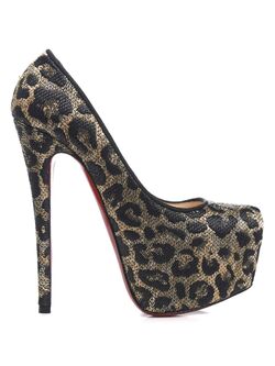 Lady gaga louboutin best sale