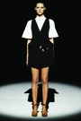 Hussein Chalayan Spring 2011 Black and White Outfit.jpg (1,17 МБ)