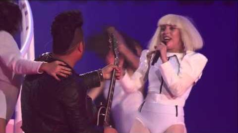 "MANiCURE" Live on artRave (2013)