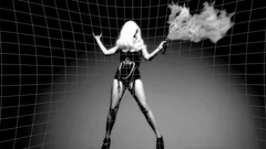 Фильм "Танкистка" The Monster Ball Tour Режиссёр - Ник Найт