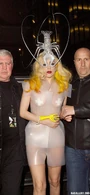 Lady-gaga-wearing-lobster-hat--large-msg-126738094342.jpg (481 KB) (Feb 27, 2010)